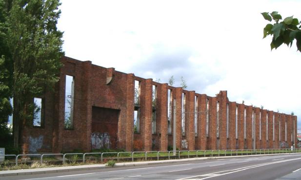 Heinkel-Mauer soll künftig authentisch Geschichte vermitteln