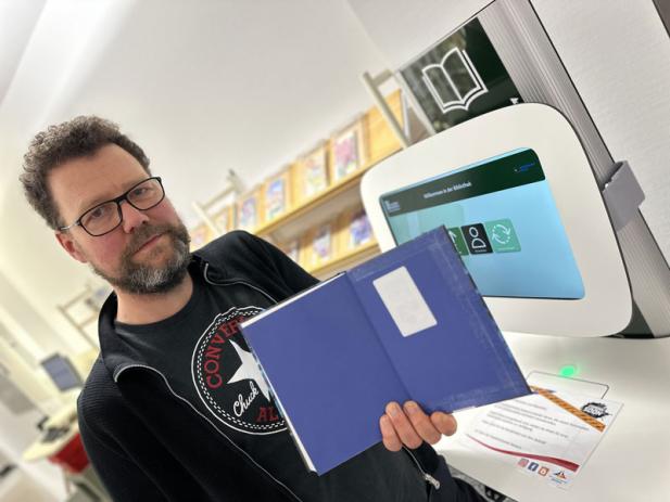 Soft Start im März: Stadtbibliothek führt Selbstverbucherautomaten ein