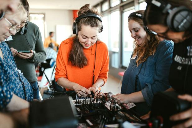 Digitale Klänge im Klassenzimmer: Musikunterricht neu gedacht