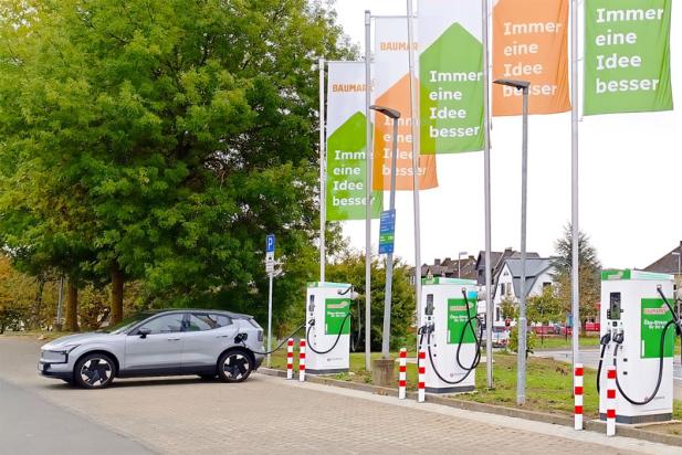 Rostock News: Globus Baumarkt setzt auf E-Mobilität – bereits an 50 Standorten E-Ladestationen