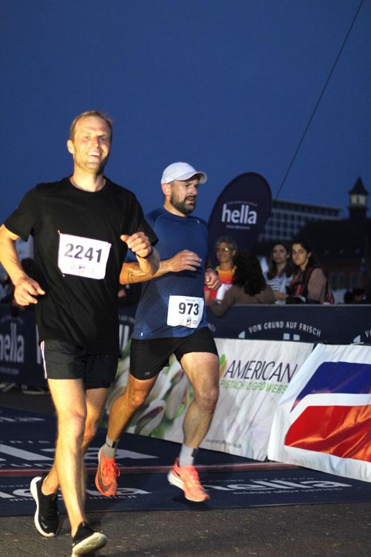 Letzter Aufruf zur 22. hella marathon nacht rostock am Sonnabend, 3. August